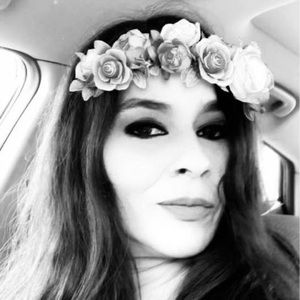 Meet your Posher, Aida aixa